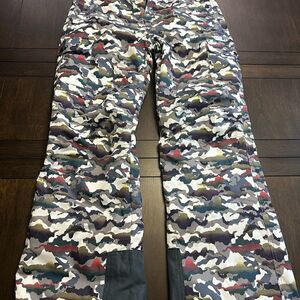 Vibrant Camouflage Multi-Pocket Pants